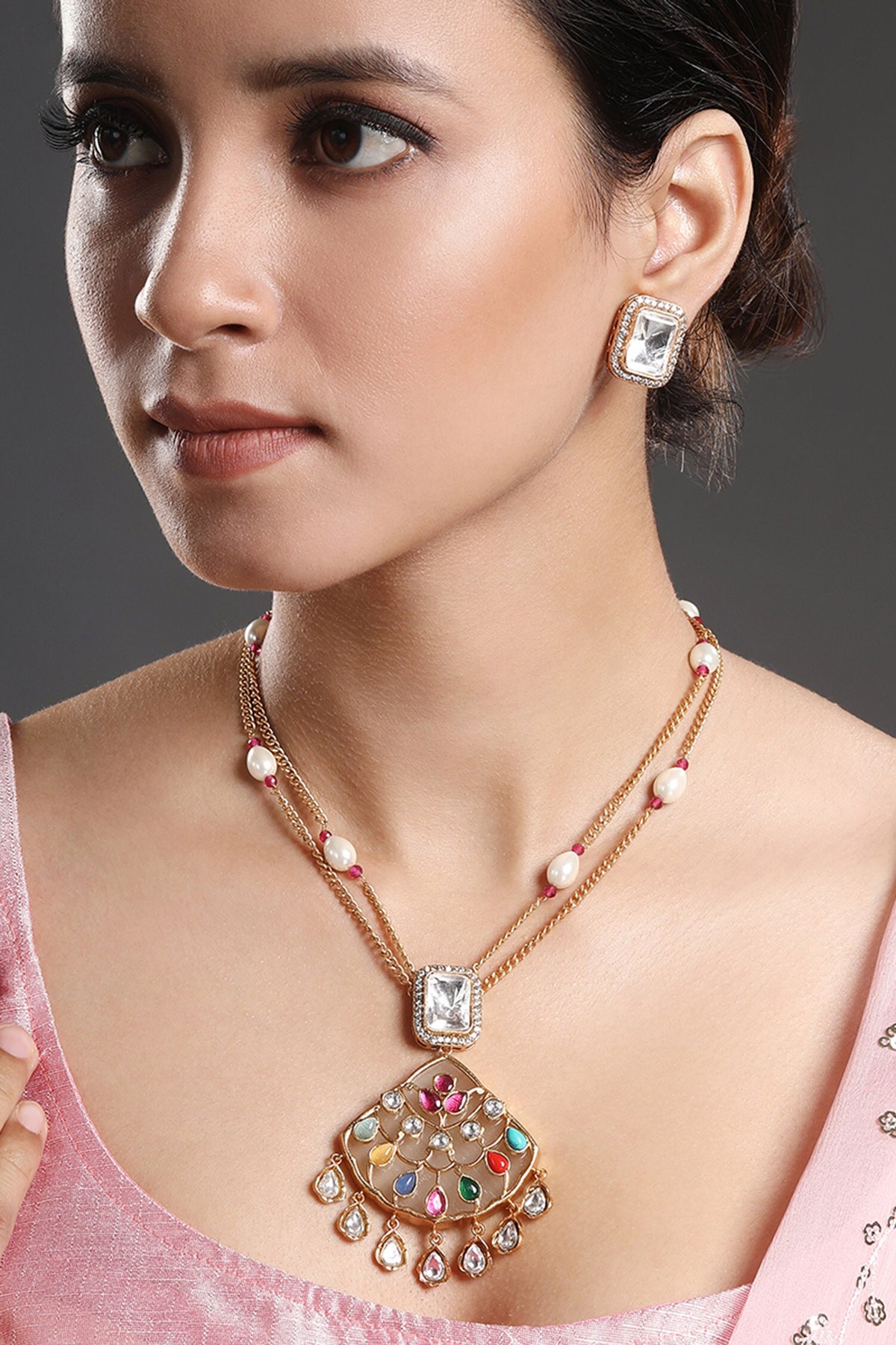 Zirconia Work Pendant Necklace Set 
