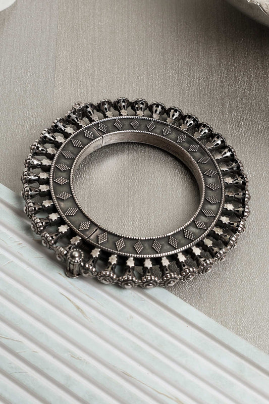 Floral Spoke Kada 