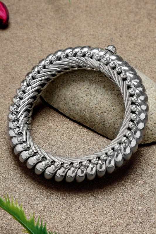 Shindeshahi Tode Bangle 