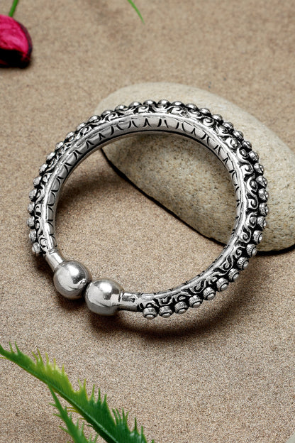 Carved Beads Embellished Kada 