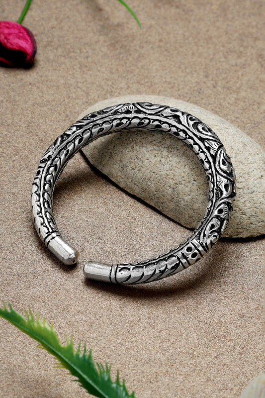 Floral Chitai Cuffs 