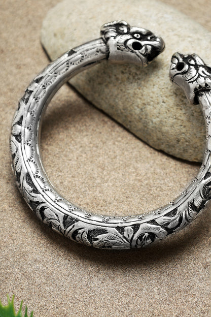 Dragon Carved Kada 