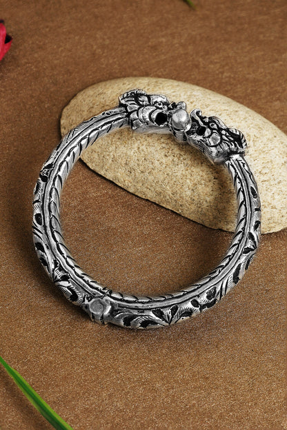 Dragon Closed Carved Kada 