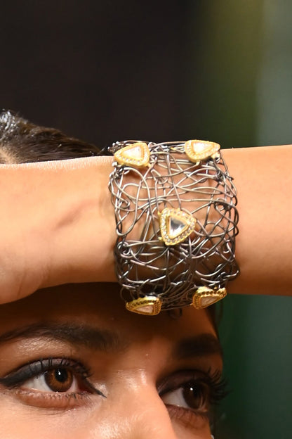 Radiant Kundan Prism Mesh Bracelet 