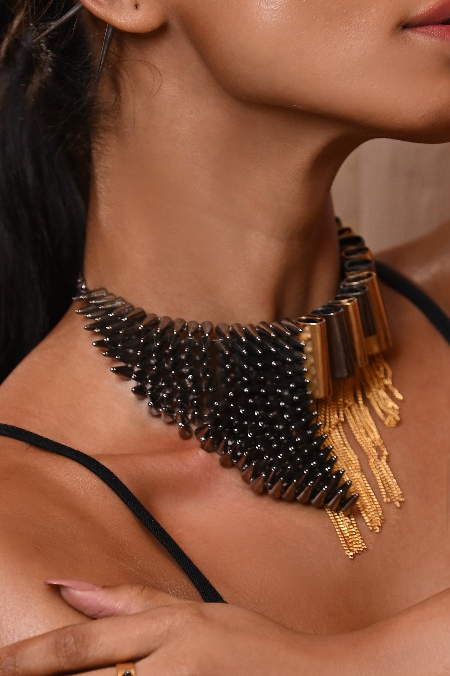 Chic Harmony Choker 