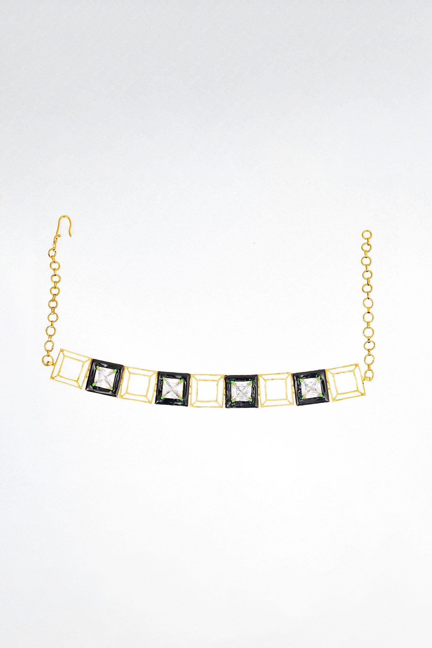 Dark Elegance Choker 