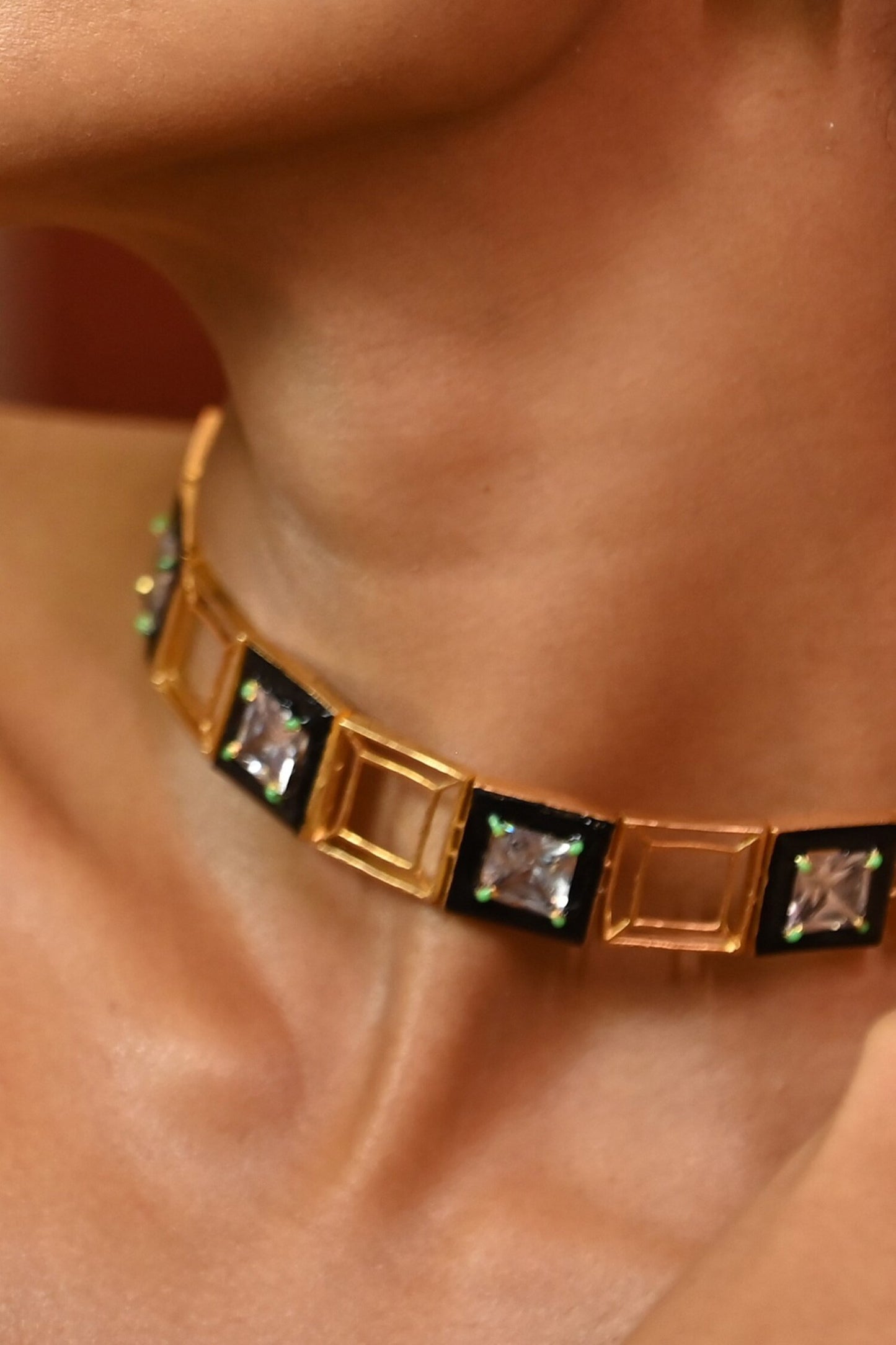 Dark Elegance Choker 