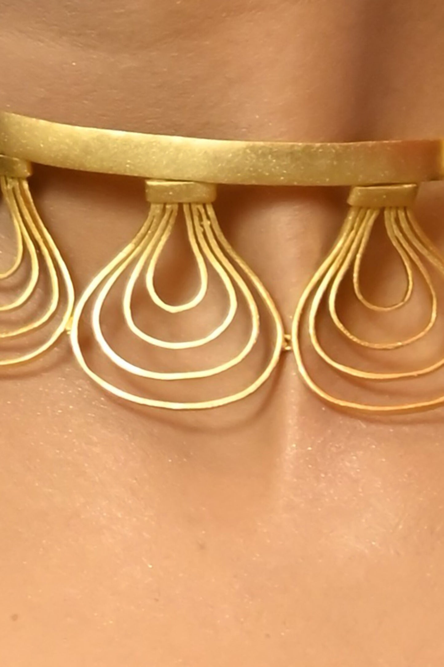 Groove Choker 