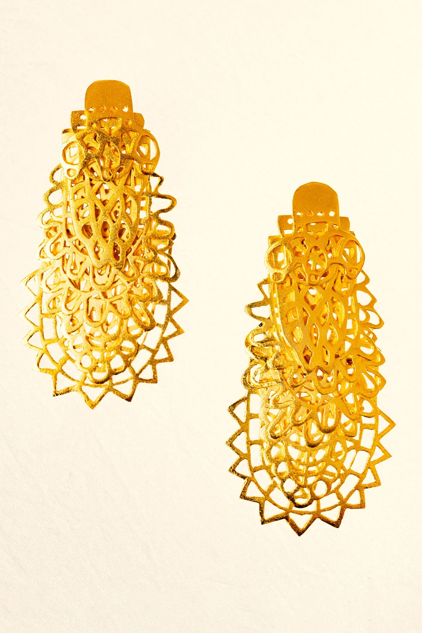Regal Crest Jaali Danglers 