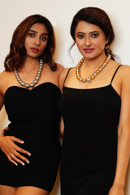 Pearl Embellished Choker 