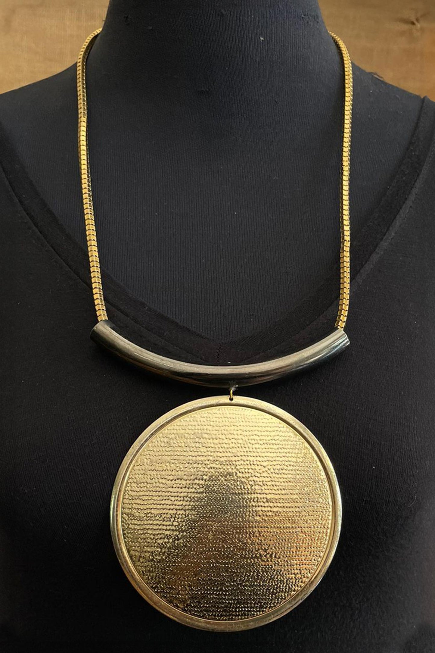 Headlight Carved Pendant Necklace 