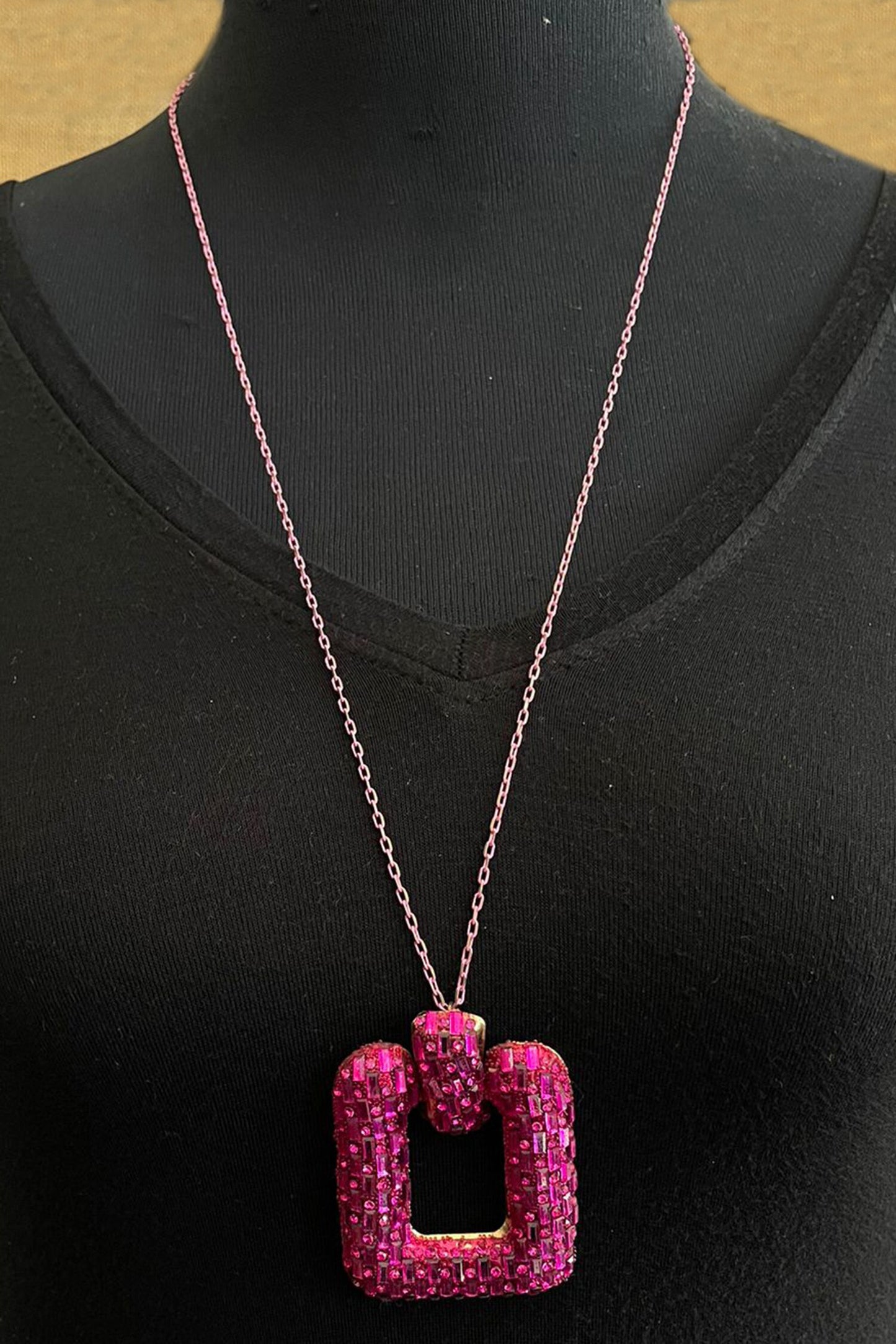 Geometric Carved Cutwork Pendant Necklace 