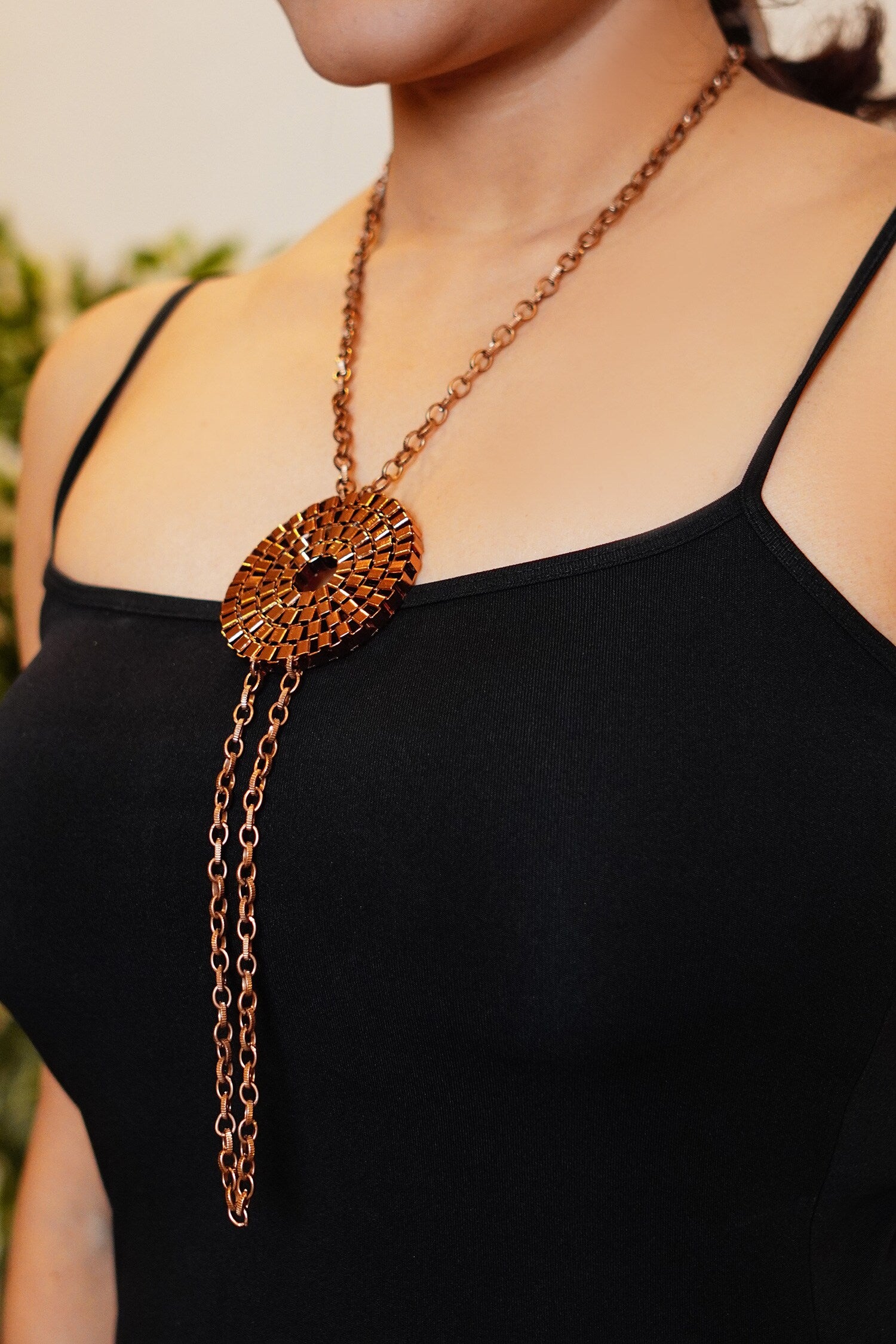 Round Carved Cutwork Pendant Necklace 