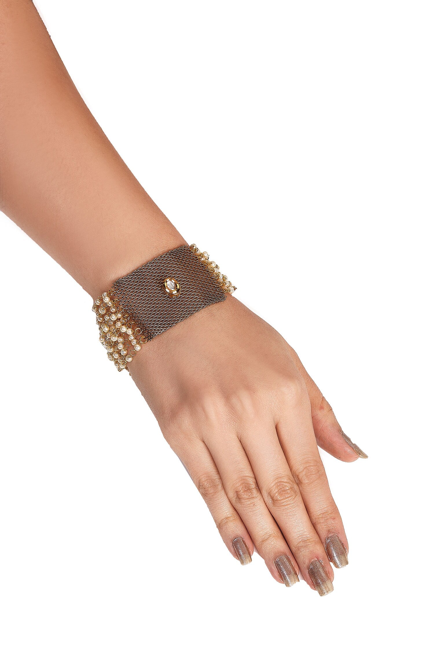Kundan Embellished Mesh Bracelet 
