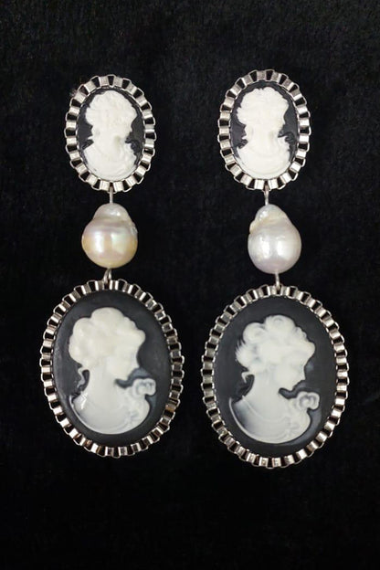 Duel Victoria Long Earrings 