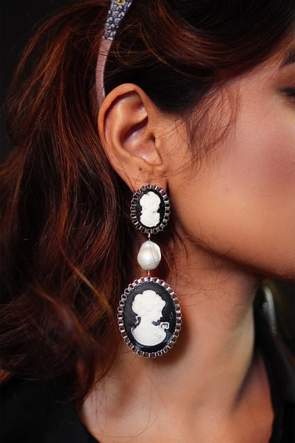 Duel Victoria Long Earrings 