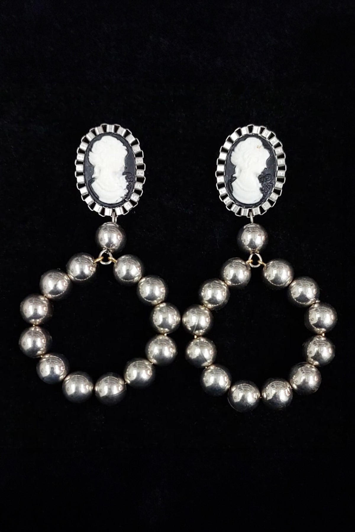 Pearl Victoria Earrings 