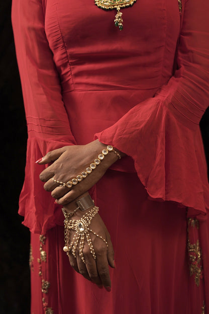 Pearls Beaded Haathpaan 