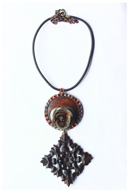 Rustic Rose & Romance Necklace 