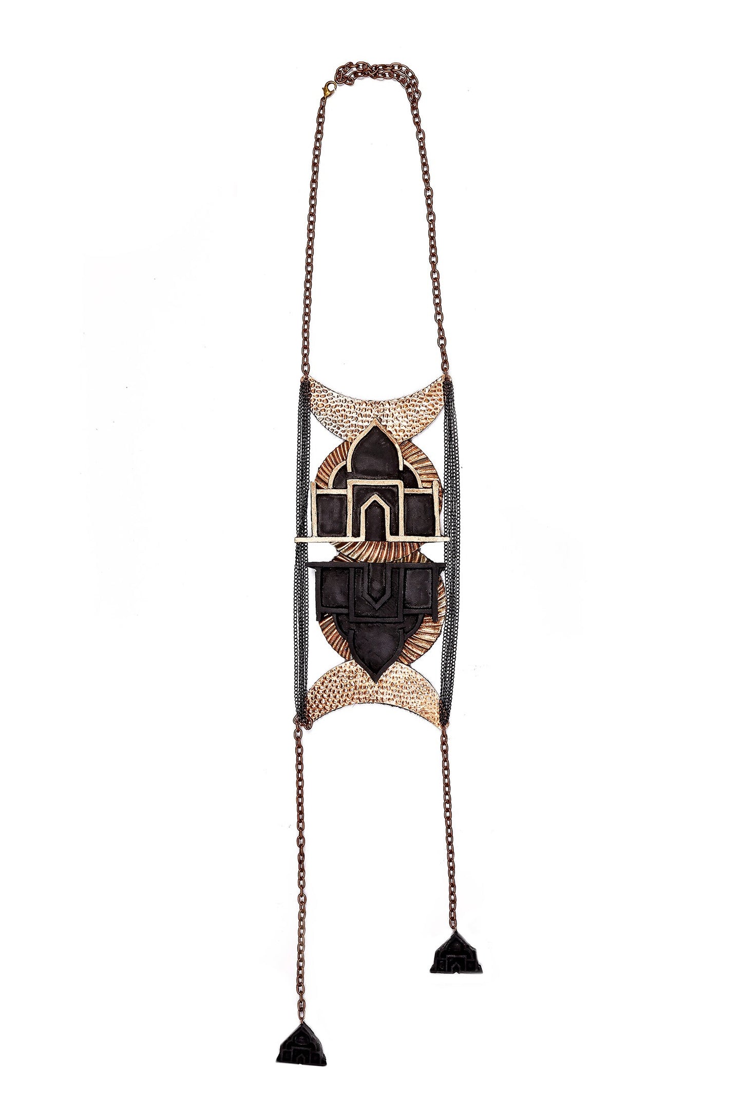 Mumtaz Mahal Carved Necklace 
