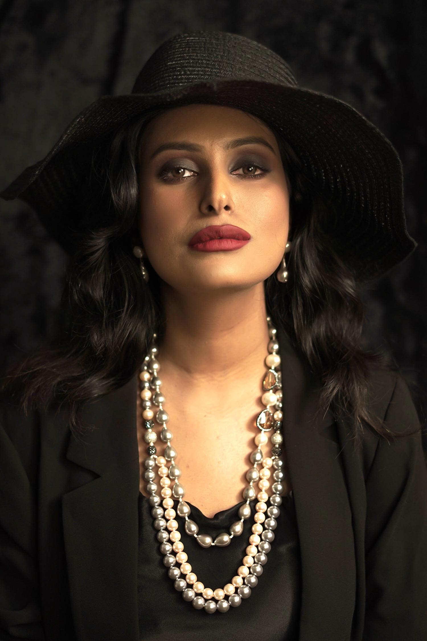 Diamond Ball & Layered Pearl Necklace 