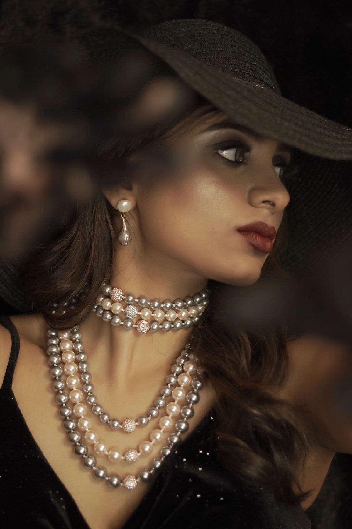Pearl Layered Choker 