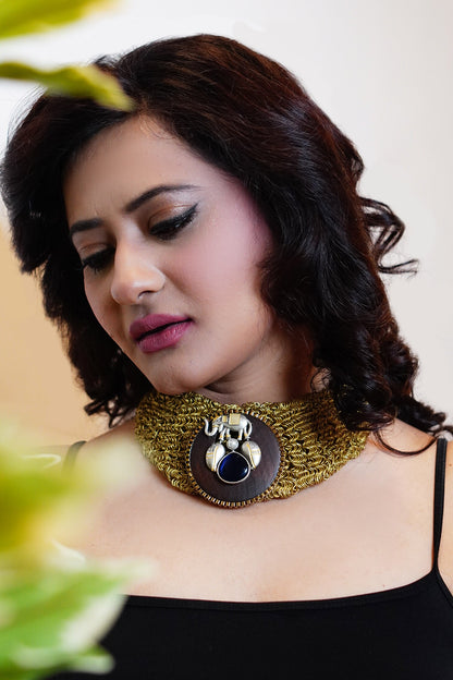 Elephant On Wired Choker 