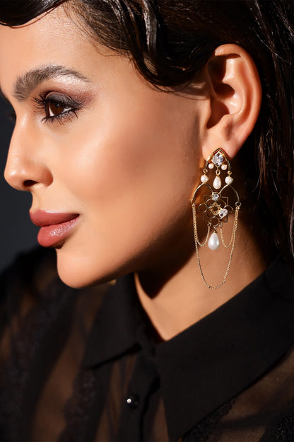 Ingress Floral Carved Cutwork Earrings 