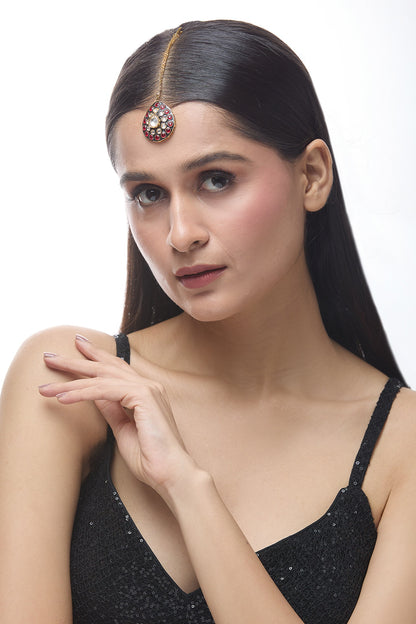 Embellished Maangtikka 