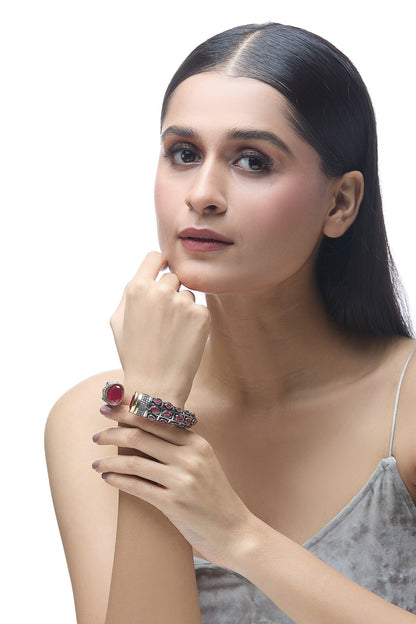 Geometric Carved Kada 