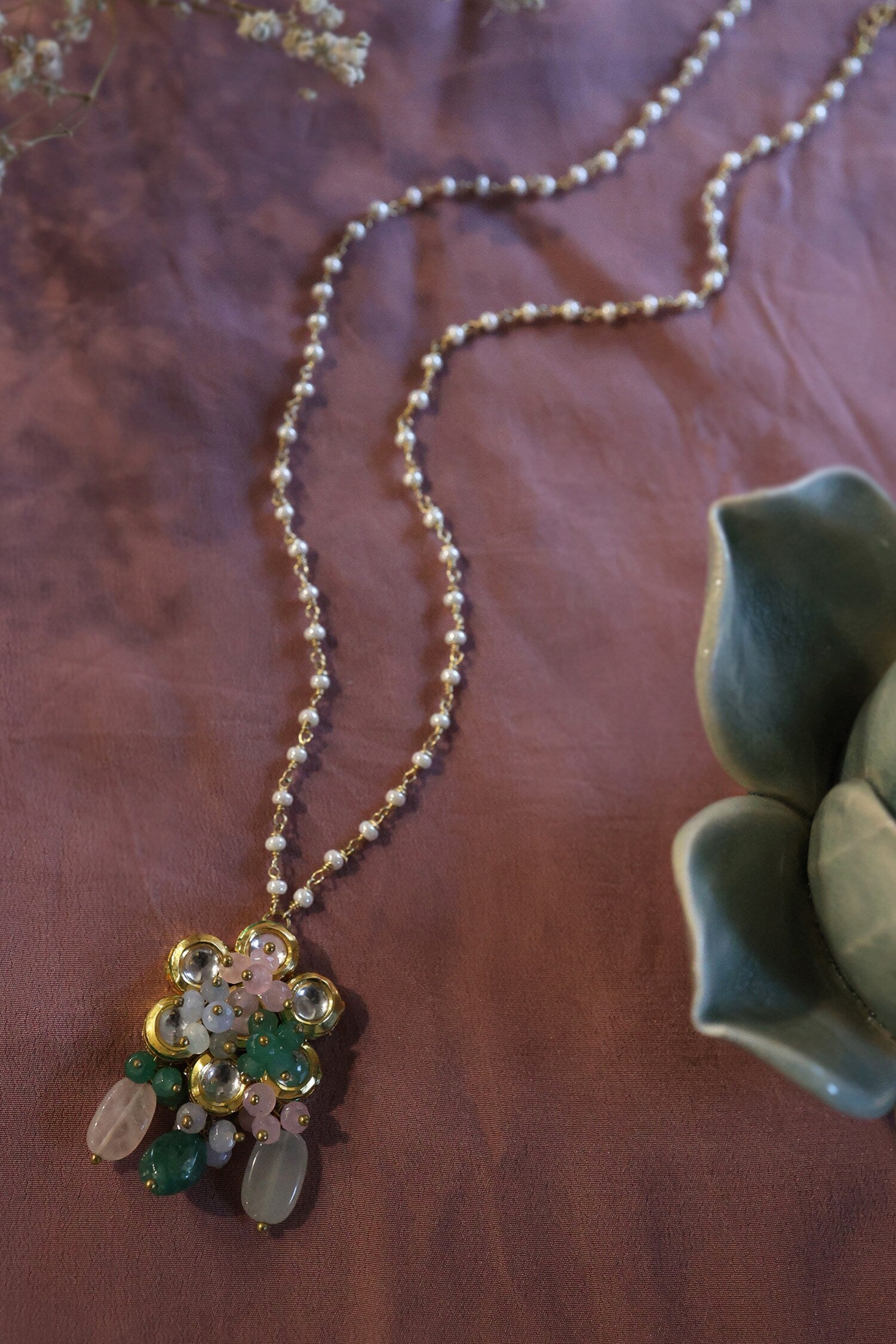 Floral Carved Pendant Necklace 