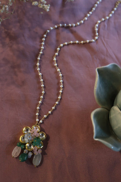 Floral Carved Pendant Necklace 