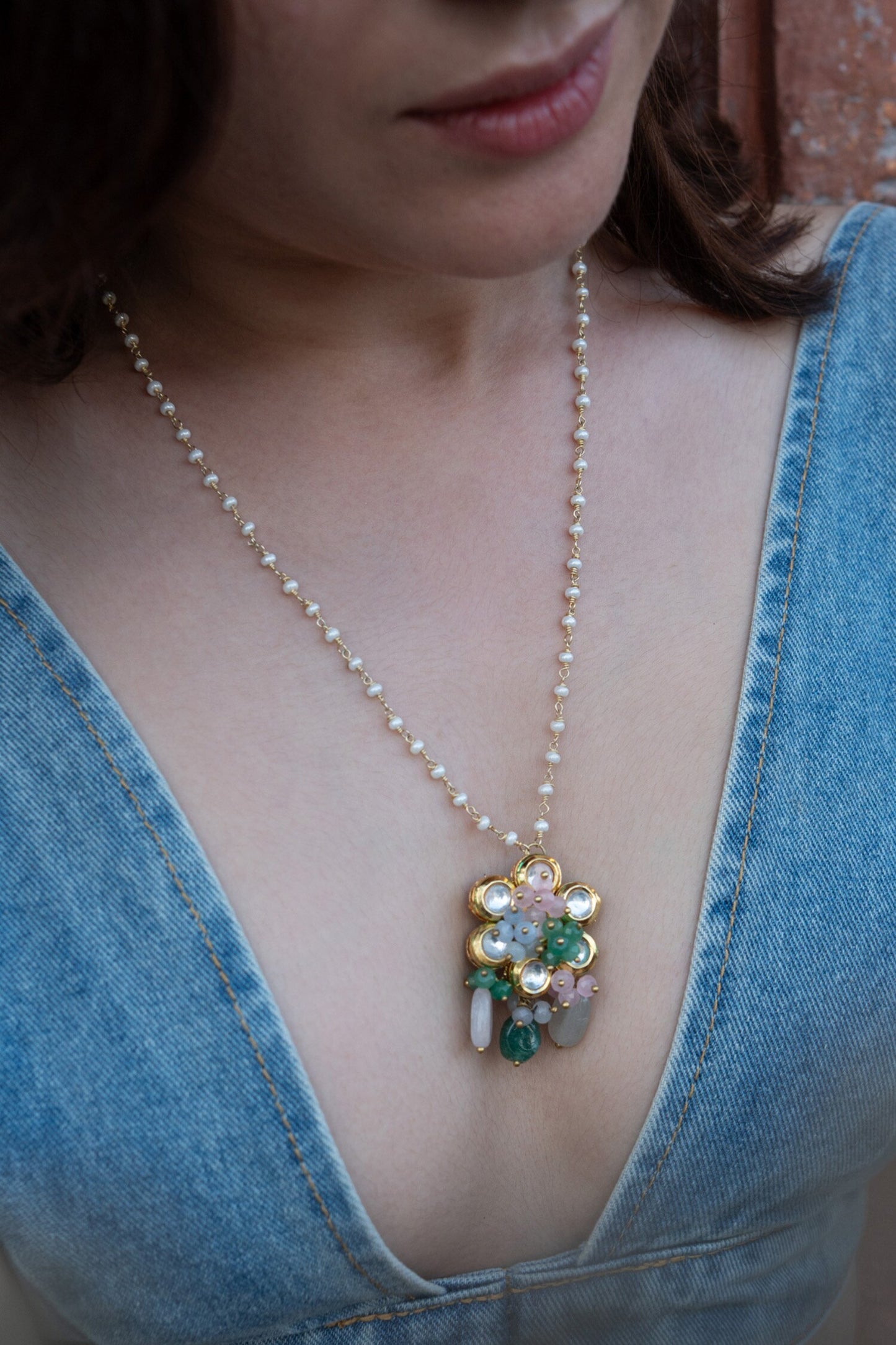 Floral Carved Pendant Necklace 