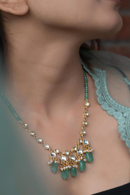 Glorious Kundan & Natural Stone Embellished Necklace 