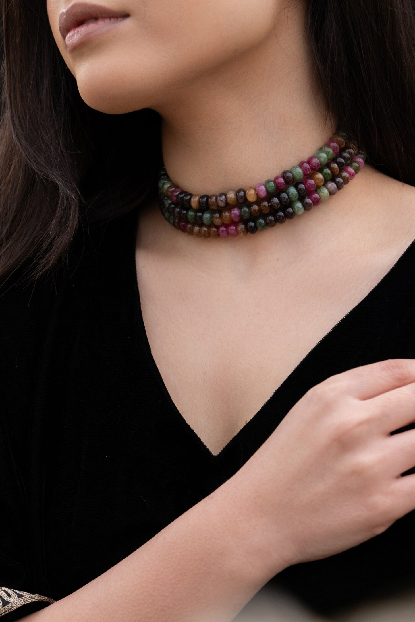Embellished Choker Necklace 