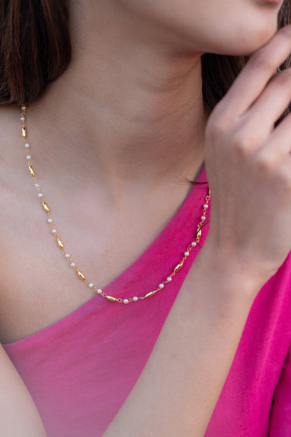 Embellished String Necklace 