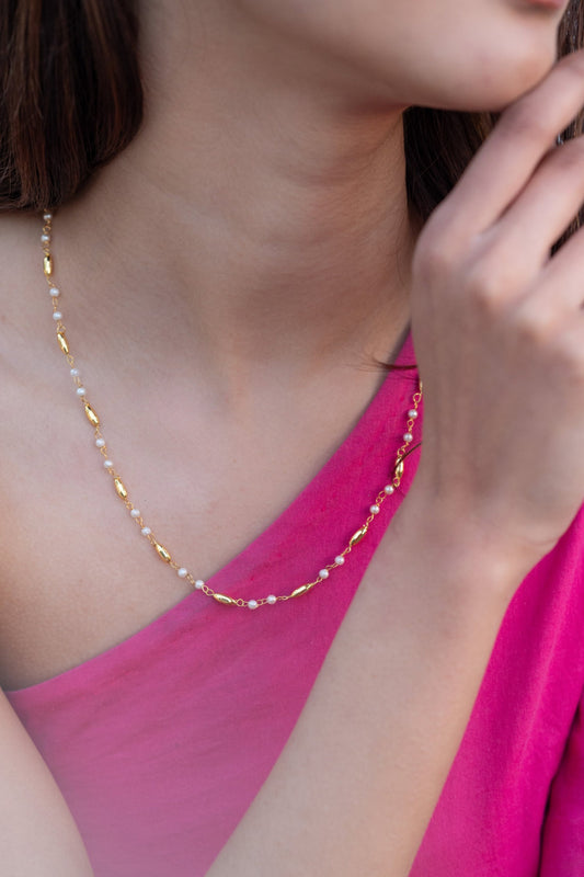 Embellished String Necklace 