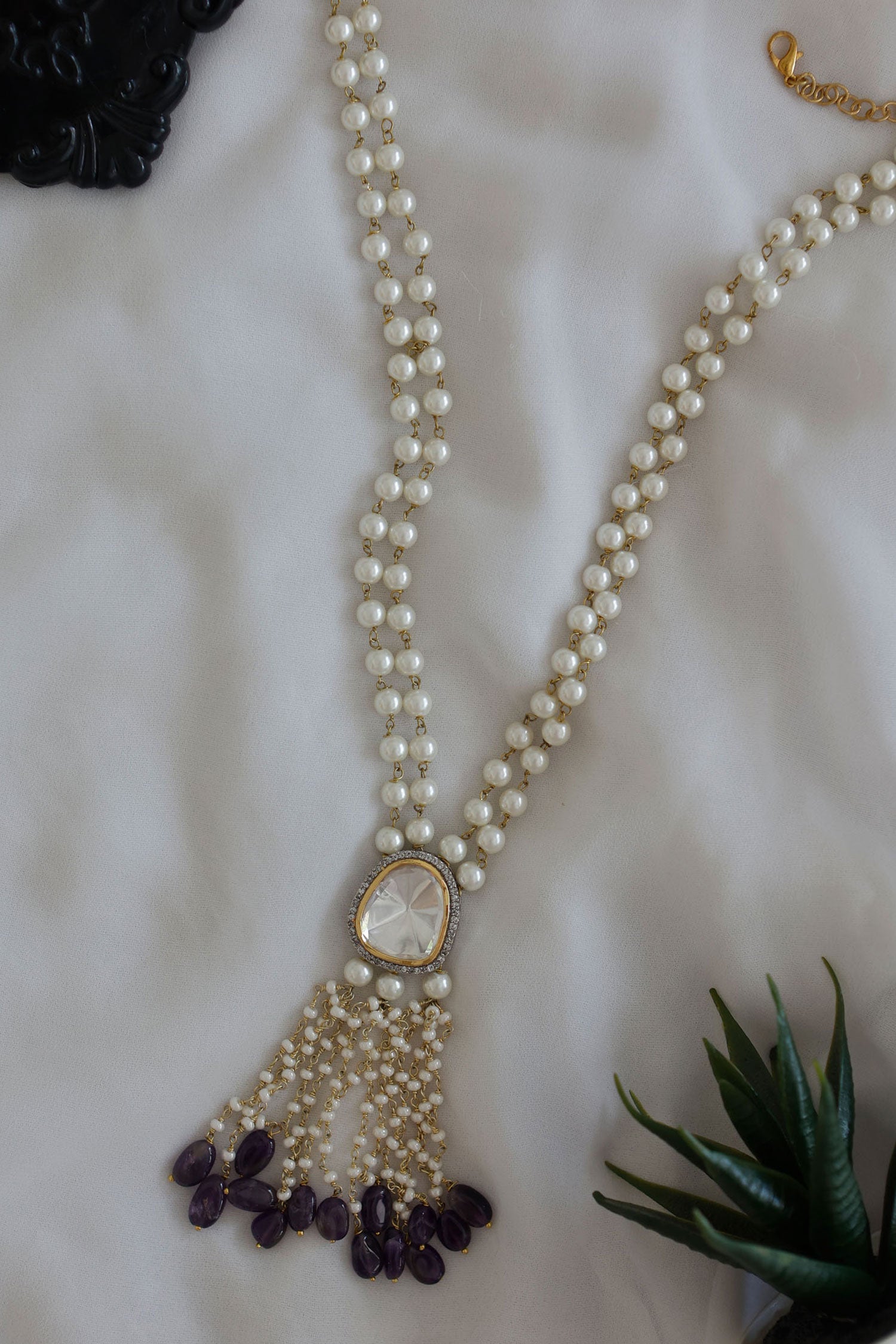 Shell Pearls Embellished Long Pendant Necklace 