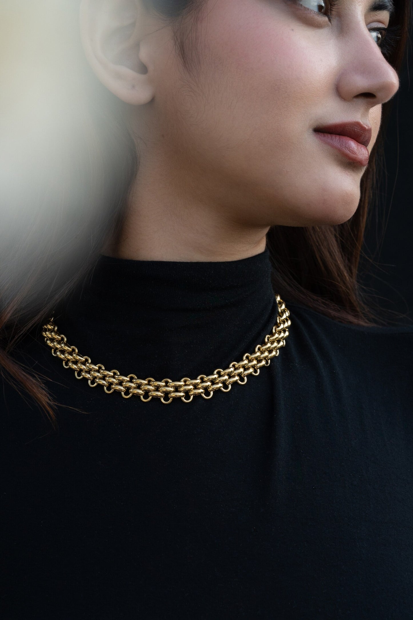 Interwoven Loop Necklace 
