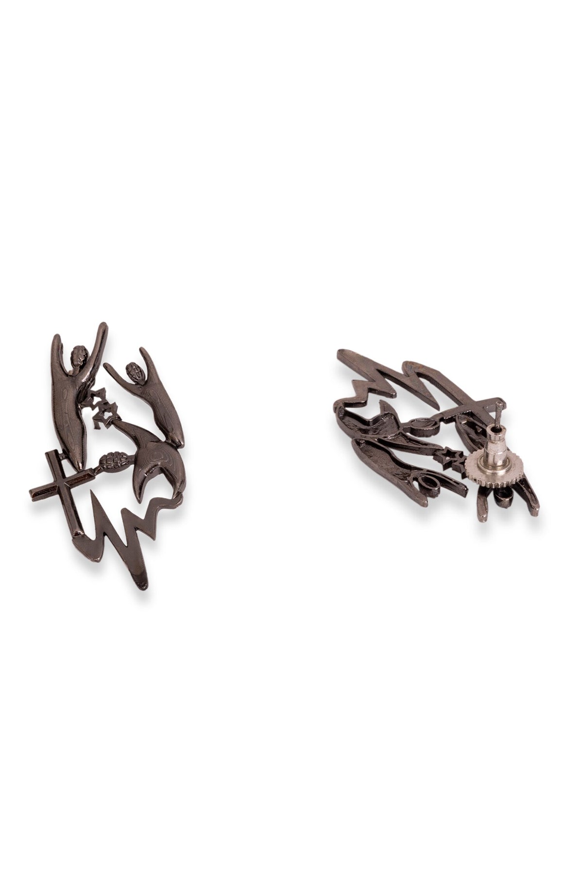 La Croix Textured Detail Stud Earrings 
