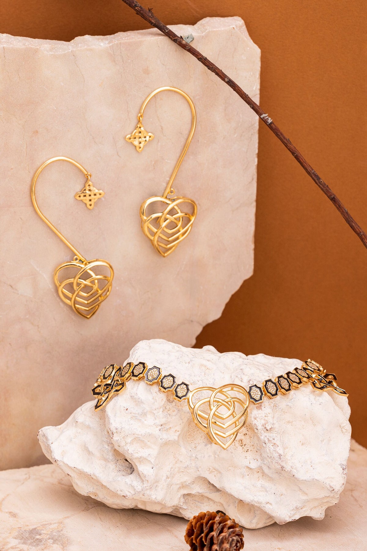 Hexagone Textured Choker Necklace Set 
