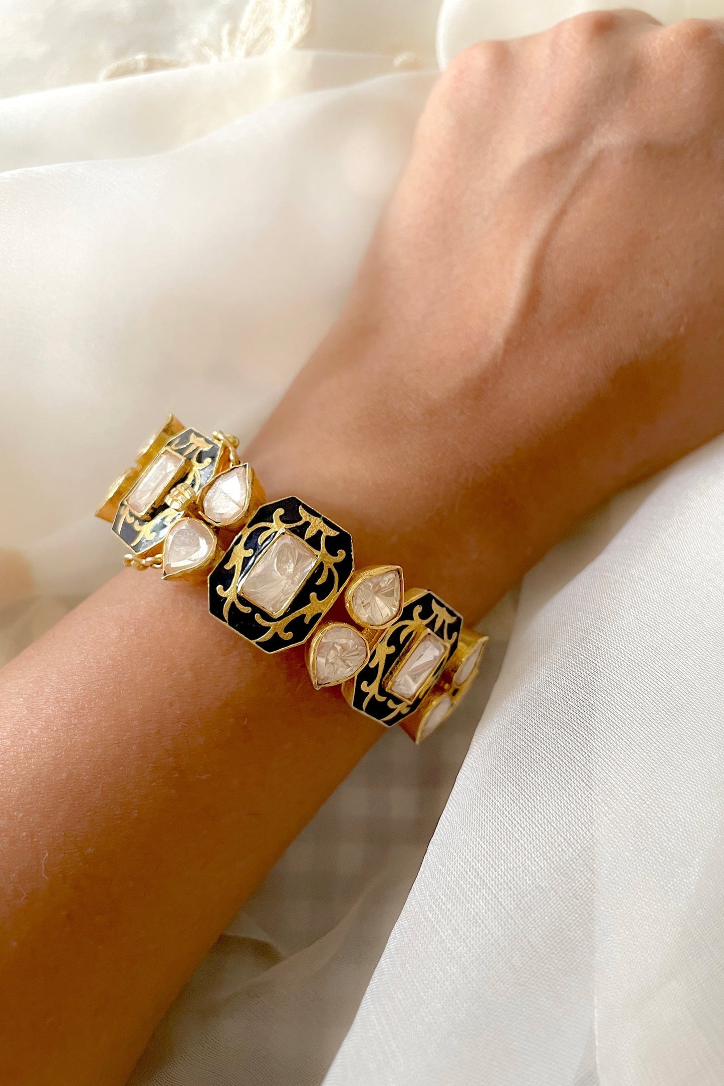 Neelkamal Enamelled Kada 