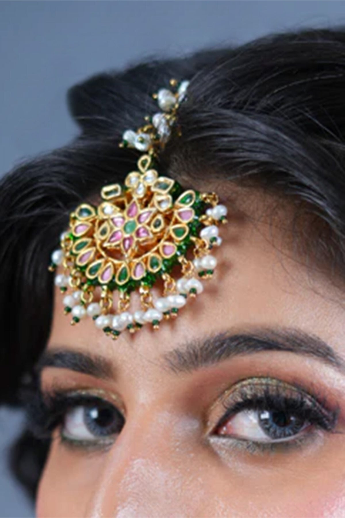 Opulent Polki Kundan Embellished Maangtikka 