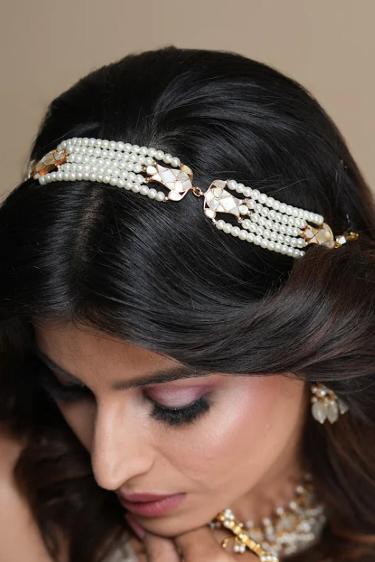 Shell Pearl Embellished Sheeshpatti 