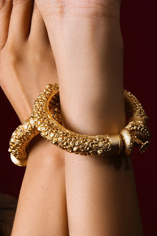 Fida Carved Bangle-Set of 2 