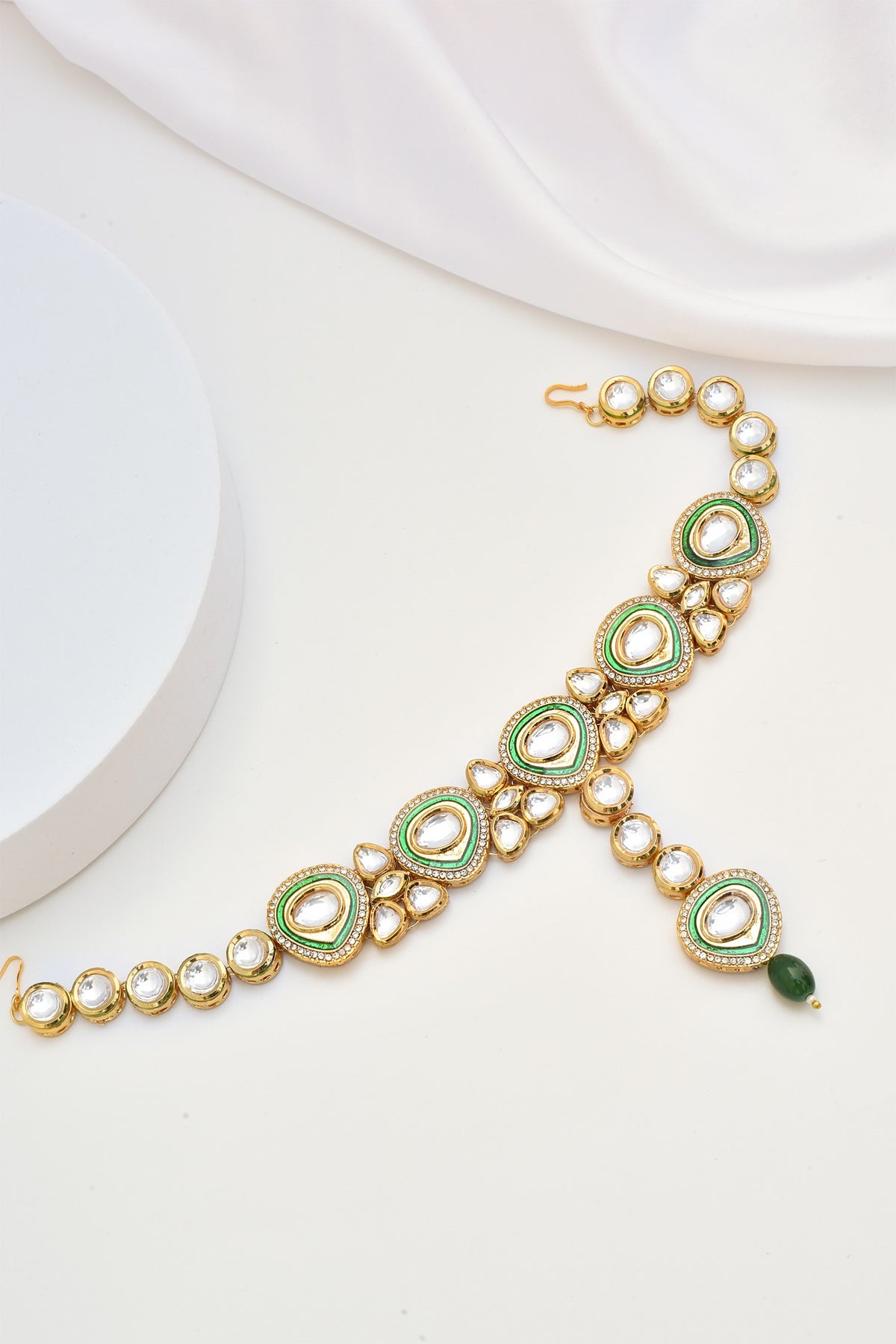 Polki Embellished Enamelled Mathapatti 