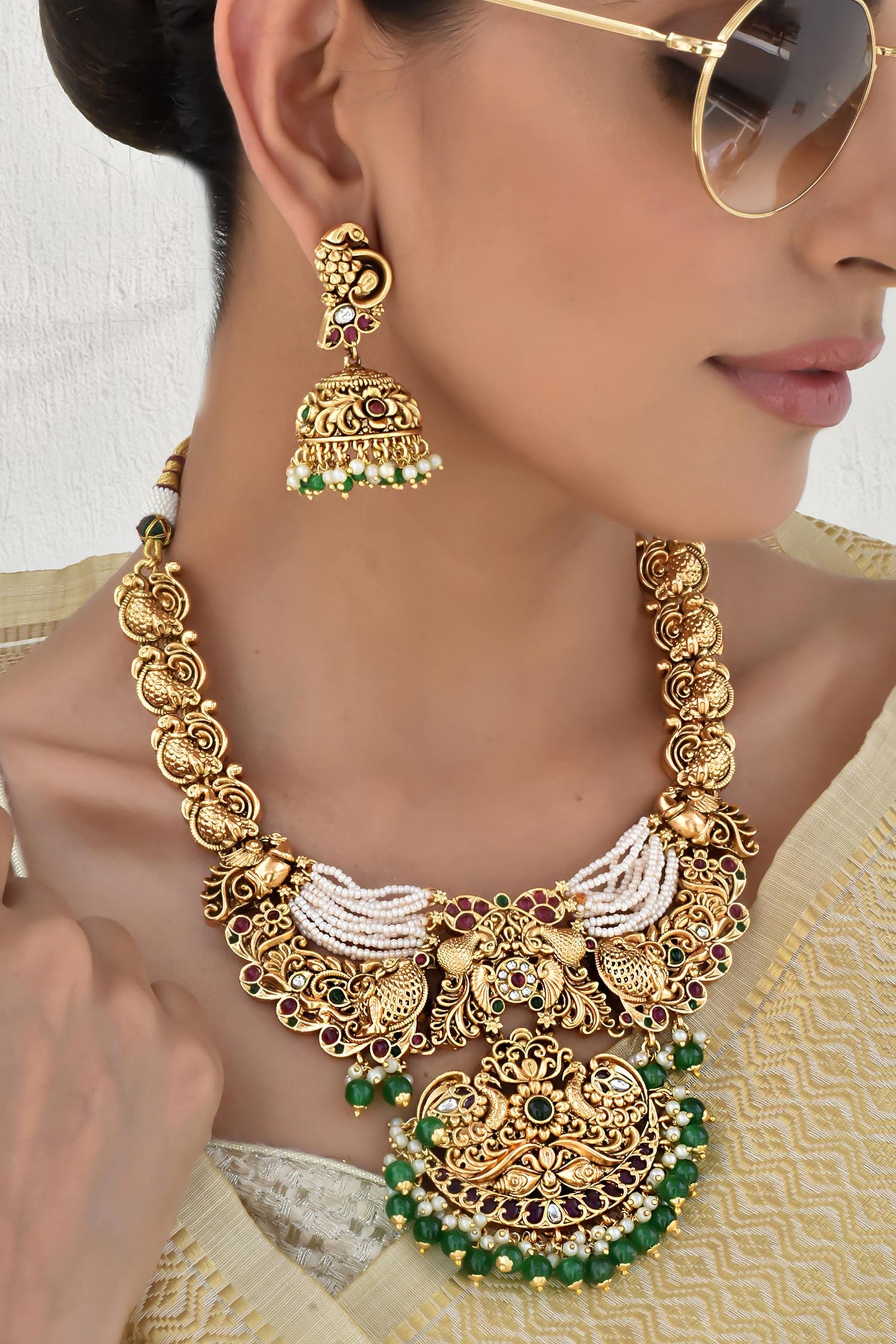 Carved Temple Necklace Set 
