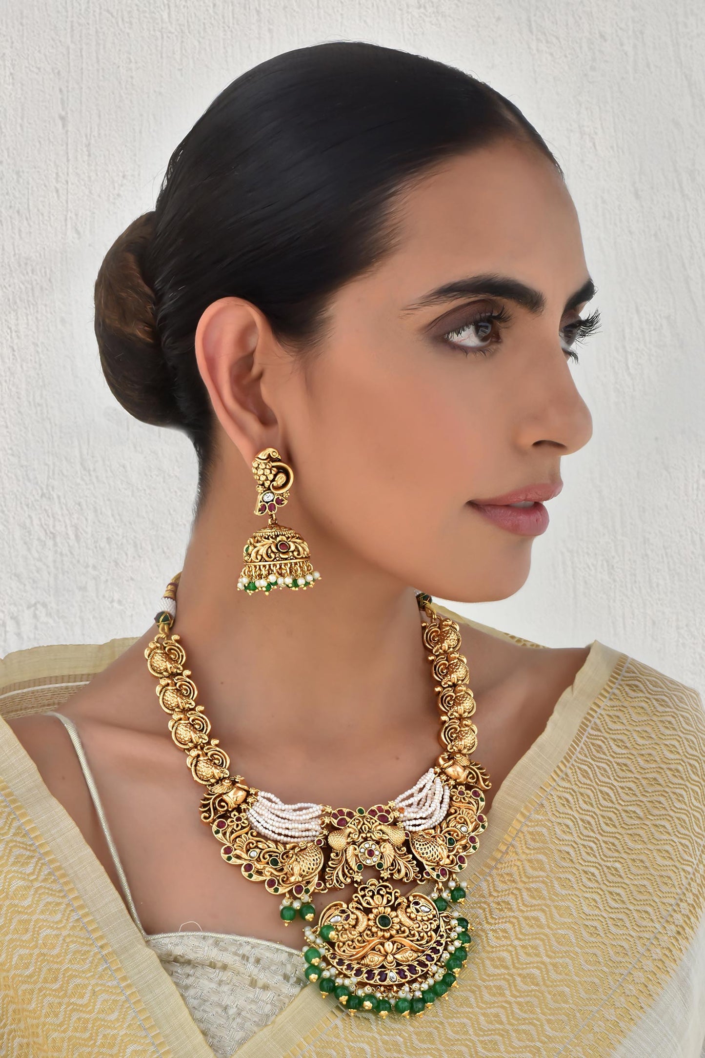 Carved Temple Necklace Set 