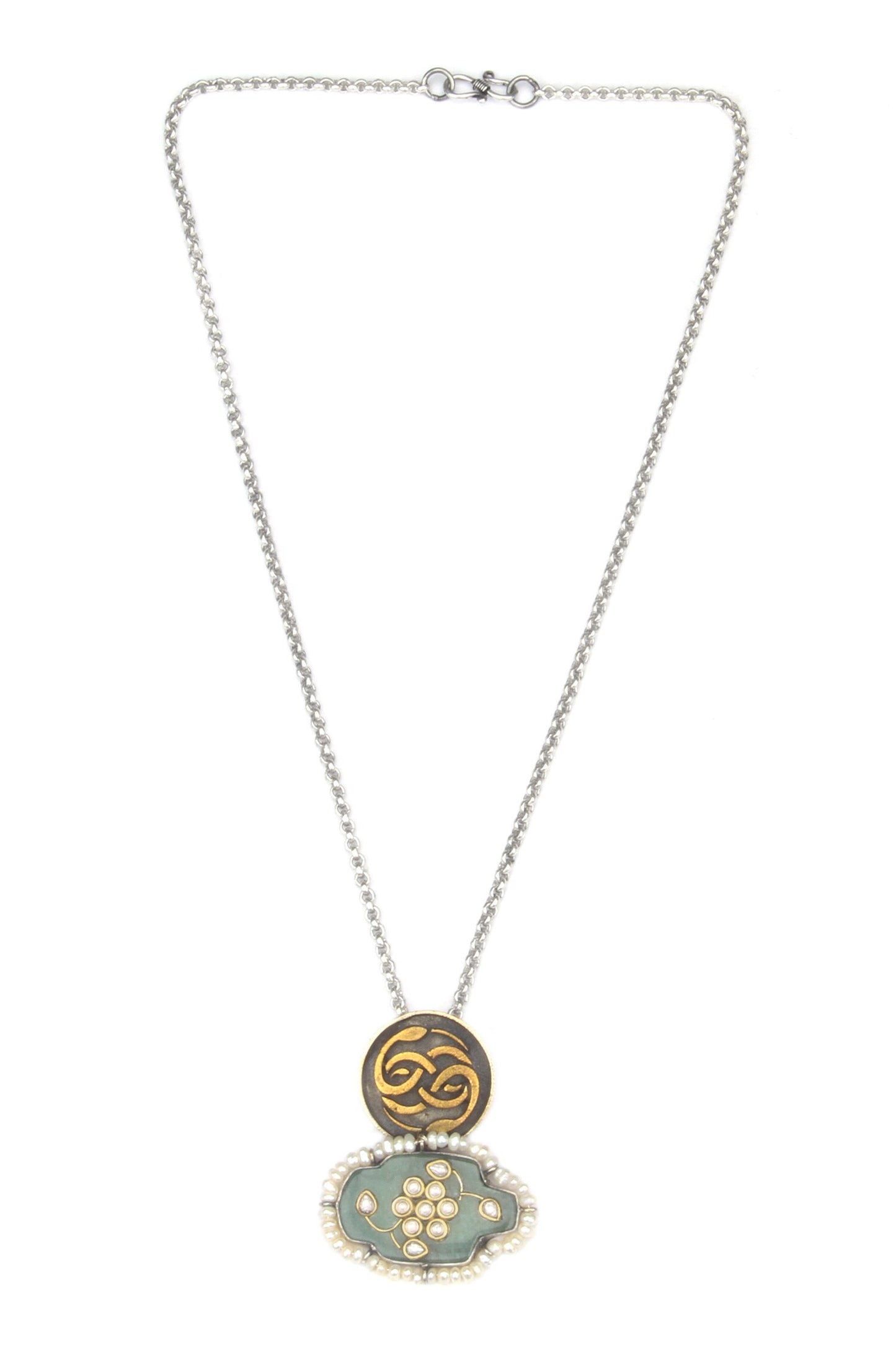 Alina Carved Floral Kundan Embellished Pendant Necklace 