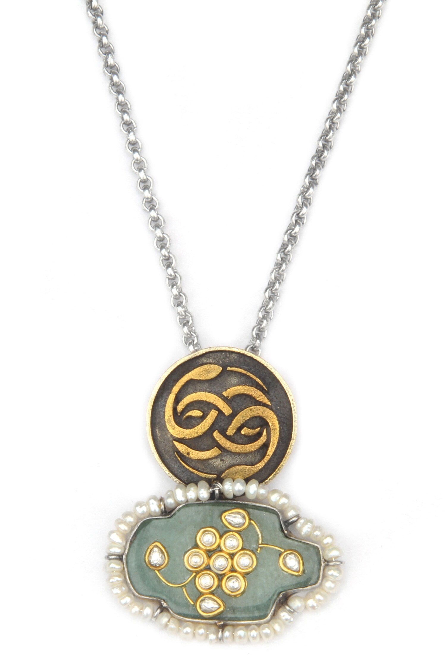 Alina Carved Floral Kundan Embellished Pendant Necklace 